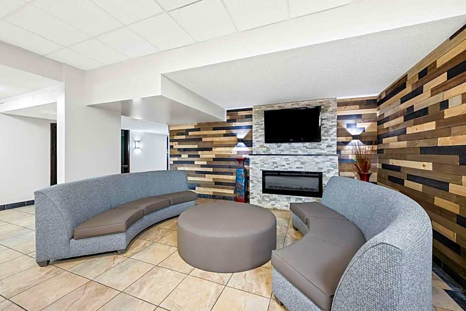 SureStay Plus Hotel by Best Western Lubbock Medical Center