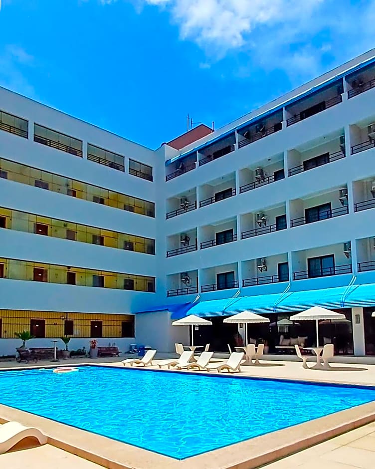 Golden Beach Hotel