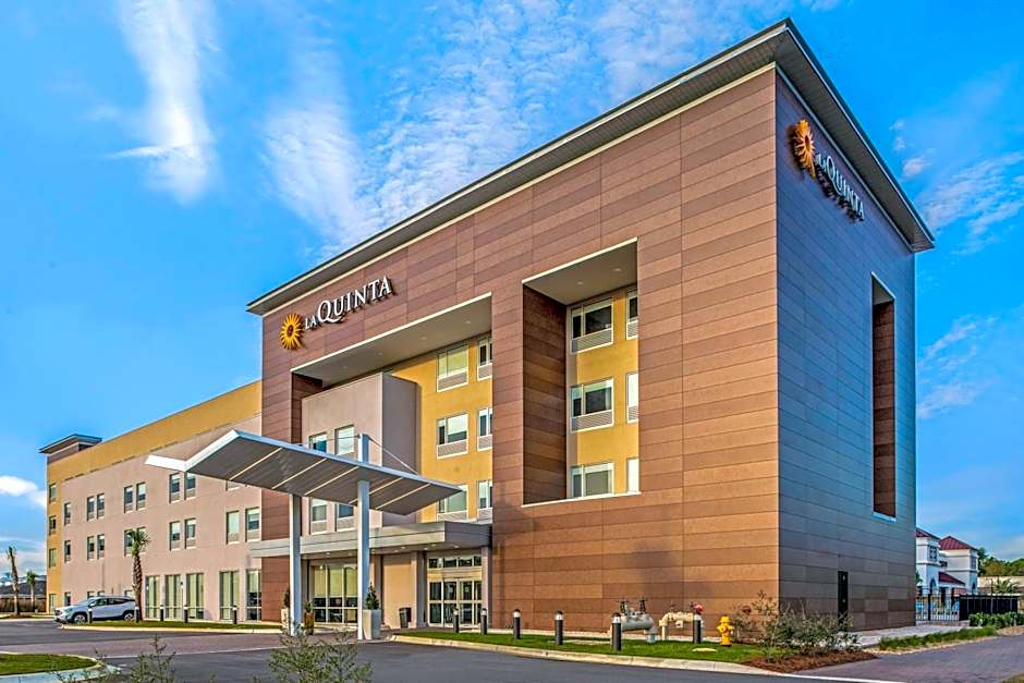 La Quinta Inn & Suites by Wyndham Miramar Beach-Destin