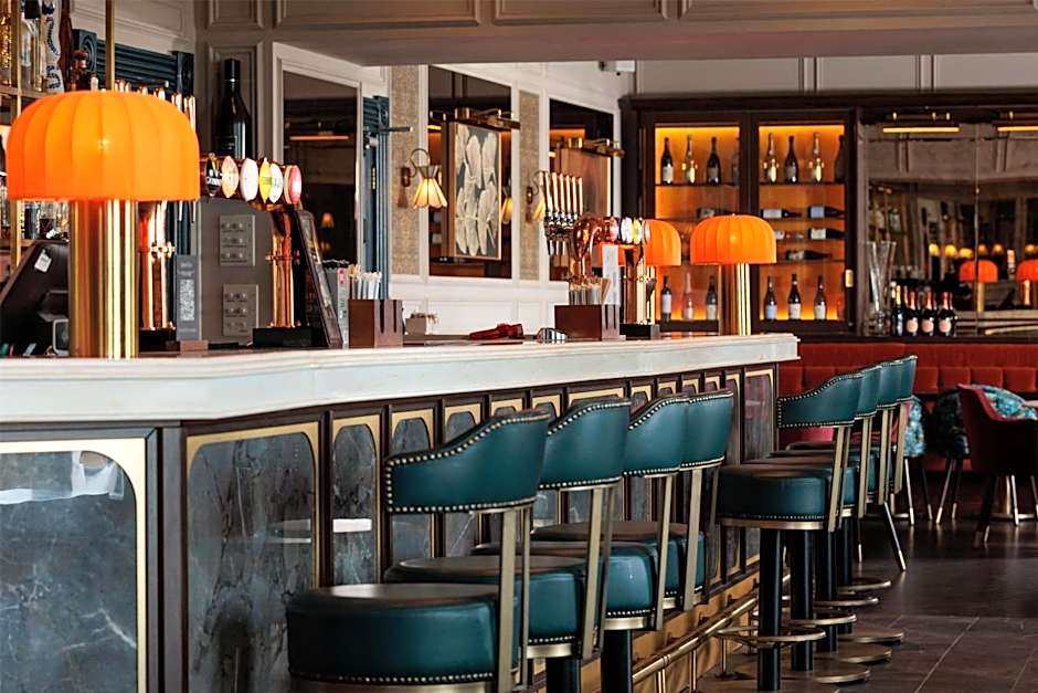 Dover Marina Hotel & Spa, Tapestry Collection by Hilton