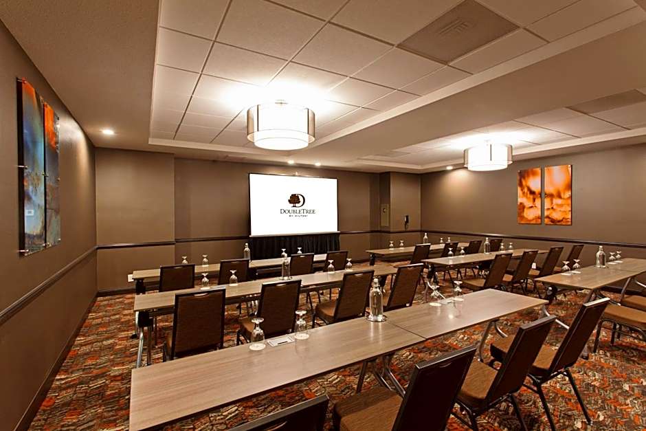 DoubleTree by Hilton San Bernardino