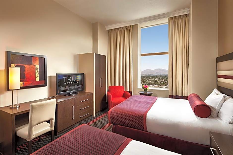 The STRAT Hotel, Casino & Tower