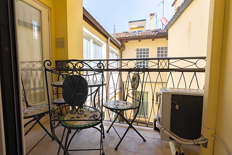 BolognaRoomscom - Santo Stefano Apartments