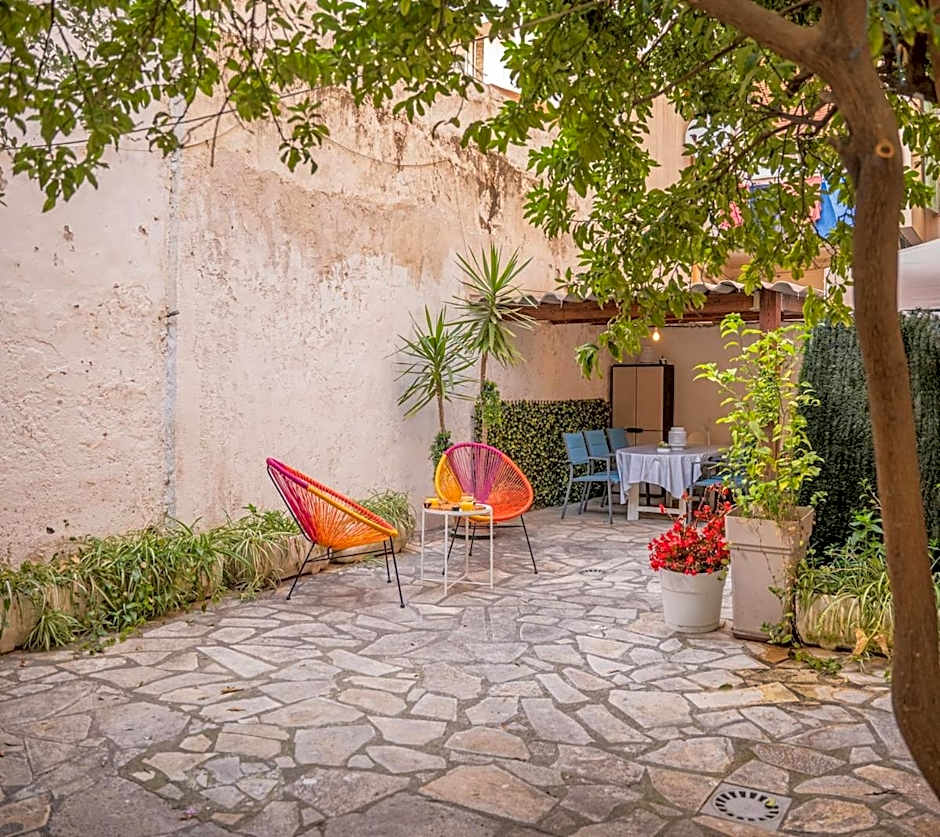 Charmant 4 pièces - Cour privative - Port de Nice