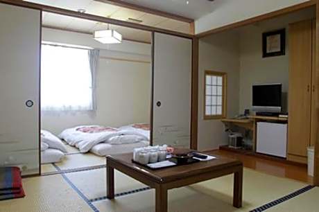 Japanese-Style Twin Room