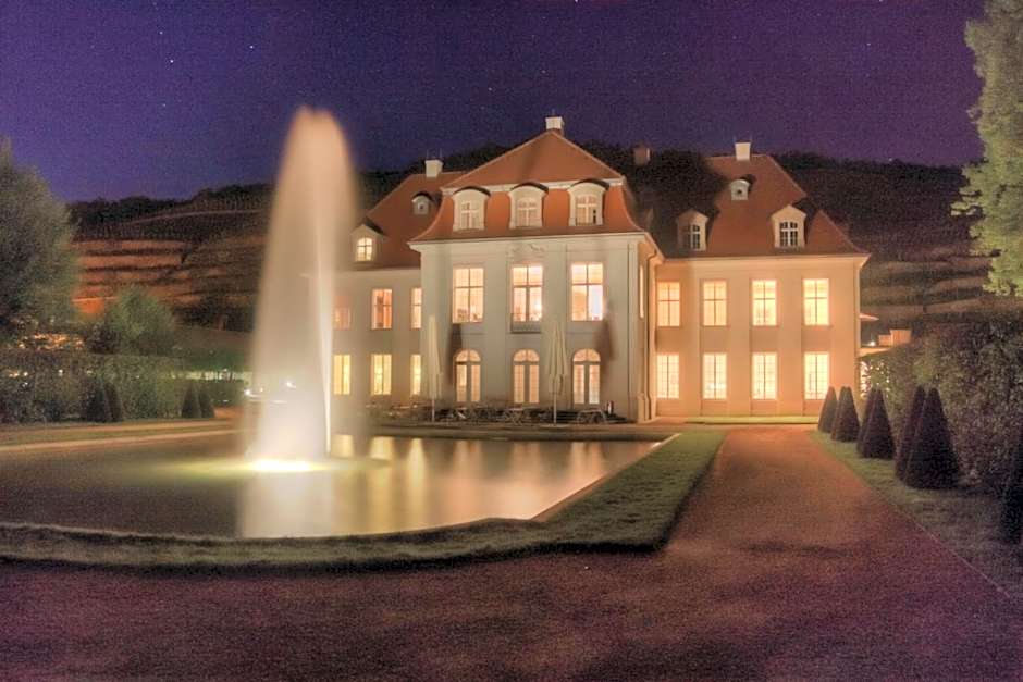 West Hotel an der Sächsischen Weinstrasse