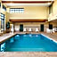 Country Inn & Suites by Radisson, Madison West, WI
