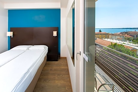 Double Room with Lake View