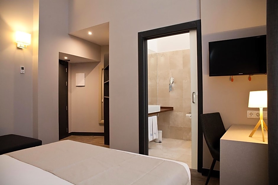 May Ramblas Hotel