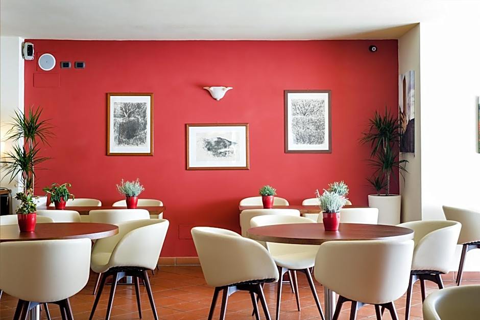 Hotel Casolare Le Terre Rosse