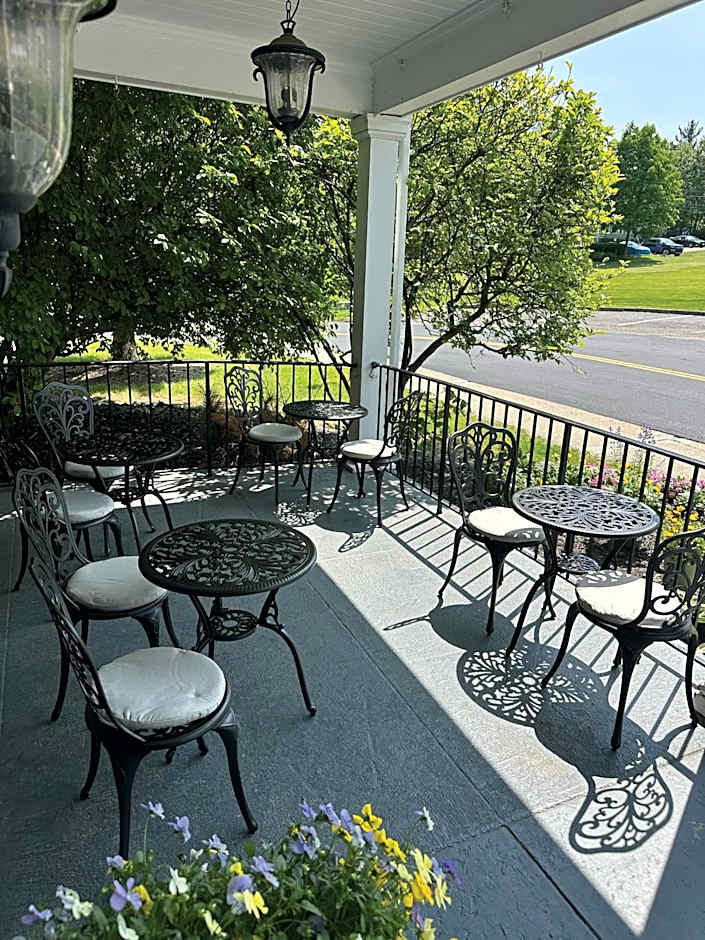 The Aurora Inn Hotel and Event Center