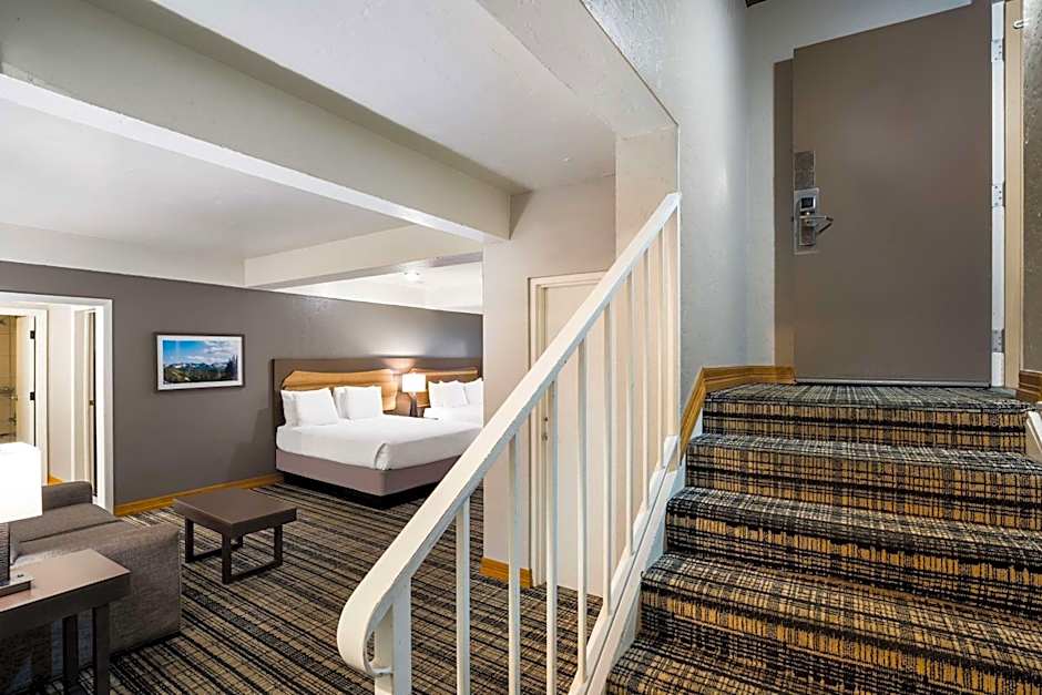 Best Western Antlers