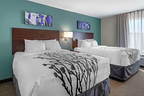 Standard Queen Room with Two Queen Beds - Non-Smoking