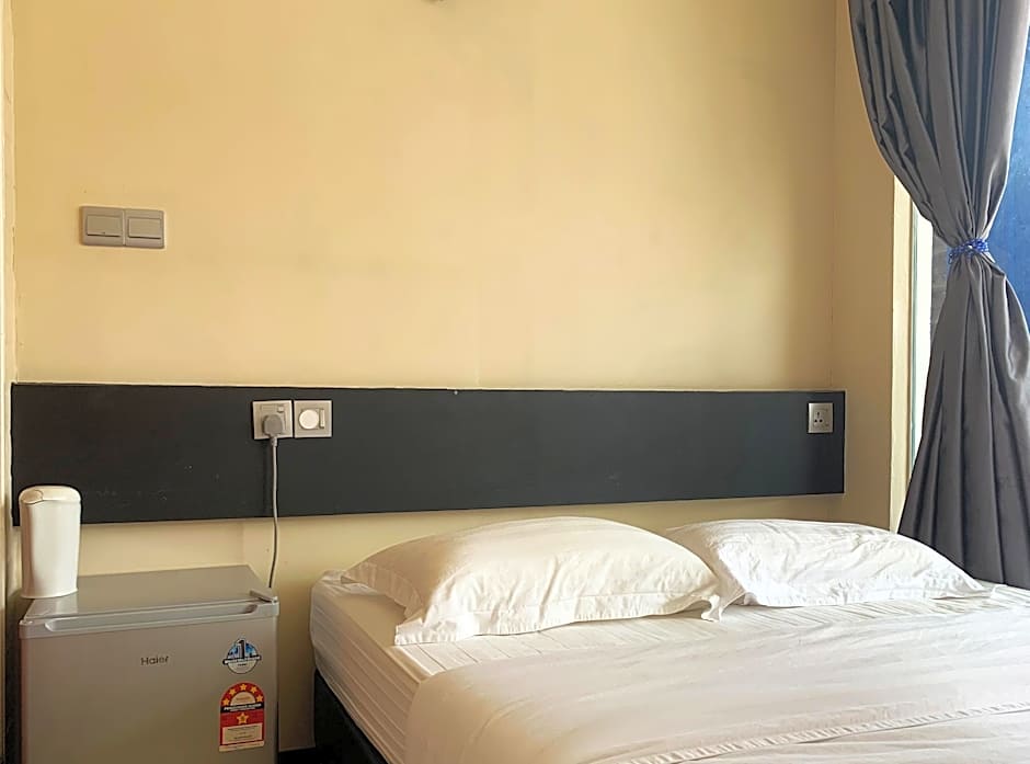 AE Semporna Guesthouse