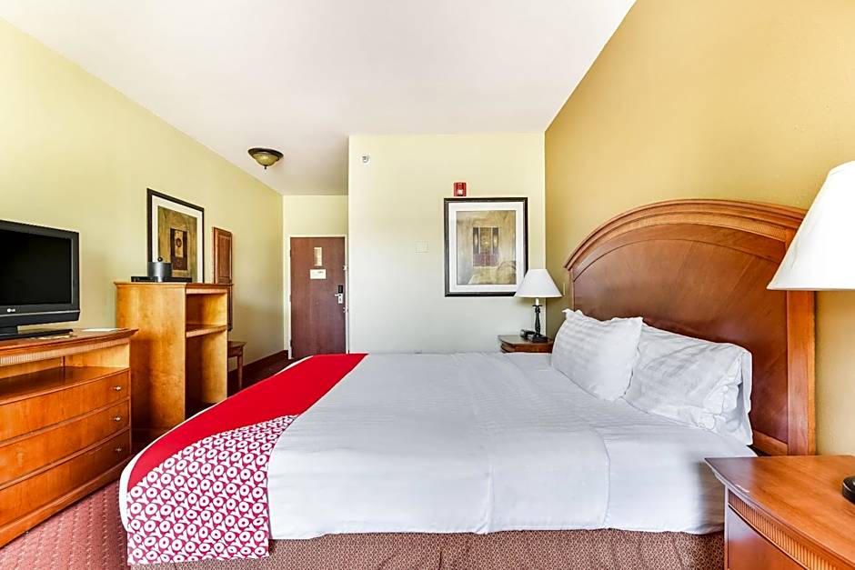 OYO Townhouse Oklahoma City Airport