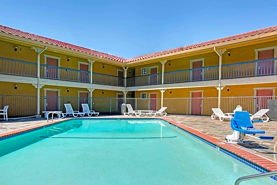 Days Inn by Wyndham San Jose Convention Center