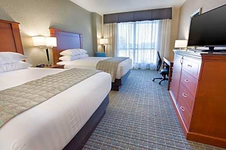 Deluxe Queen Room with Two Queen Beds