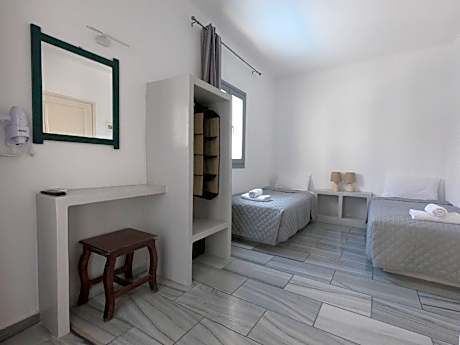 Deluxe Twin Room with Balcony