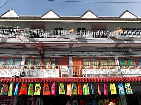 1 Person in 16-Bed Dormitory - Mixed