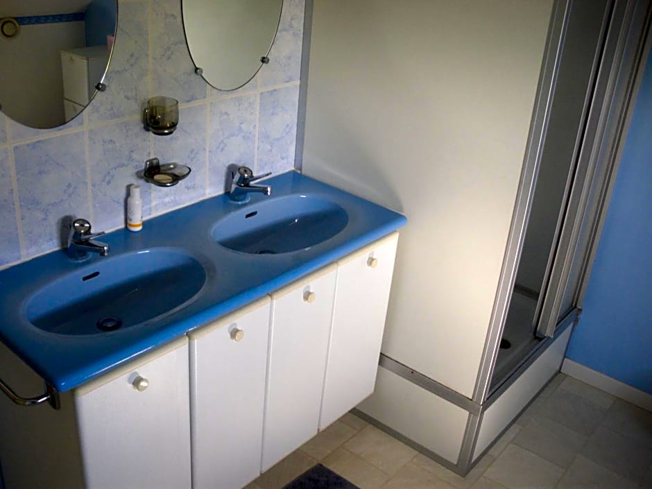 3 chambres à la campagne au nord d' Amiens