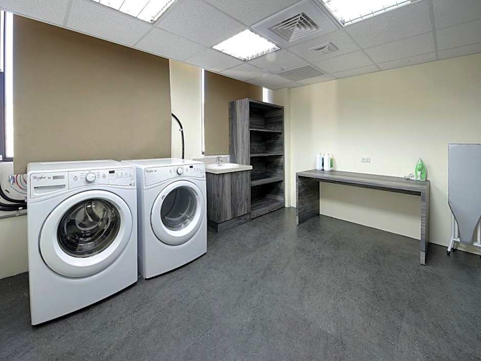 Hualien Holiday Hotel