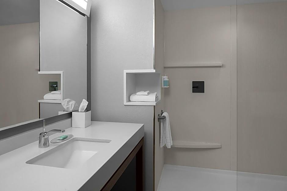 Courtyard by Marriott Charleston Summerville