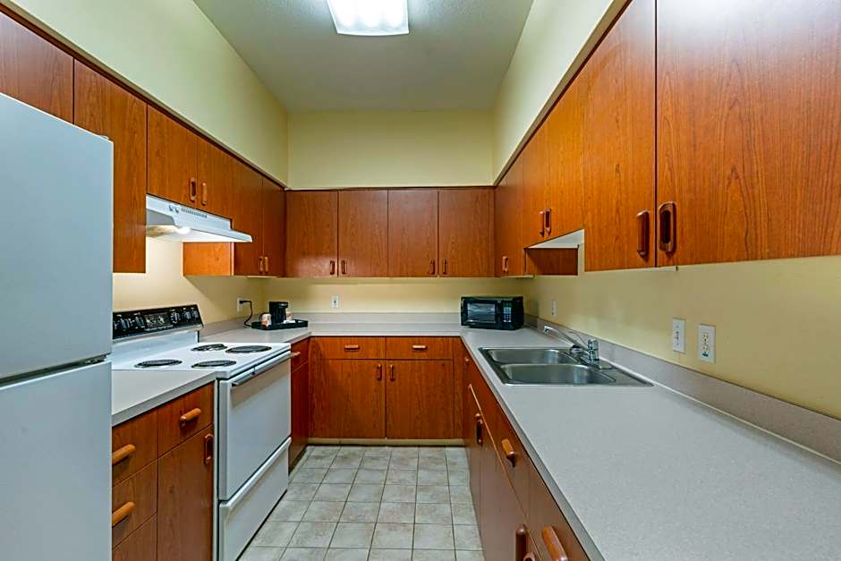 Photo 1 of 3 of Efficiency 1 King Bed Suite