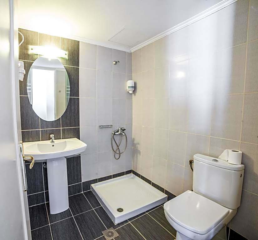 Archontiki City Hotel