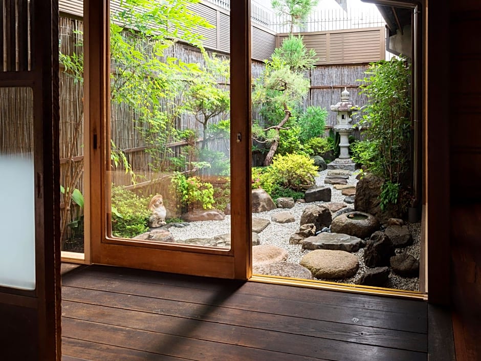 Shimoza-an Traditional Japanese Garden House
