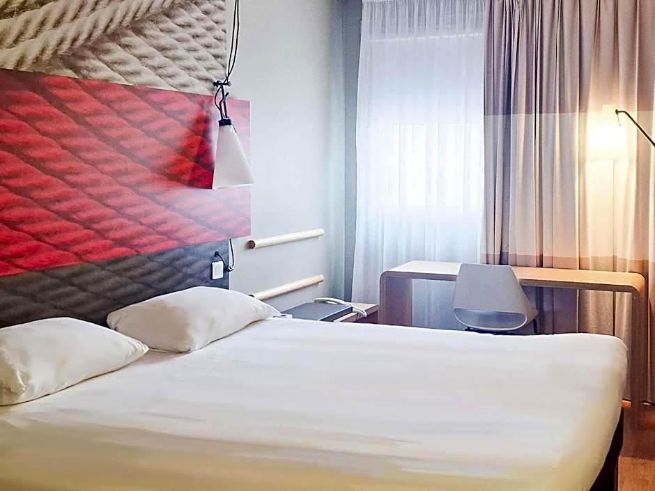 ibis Dijon Centre Clemenceau