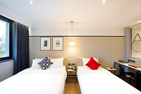 Twin Room with Lake View