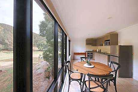 Studio Chalet - Manna Gum