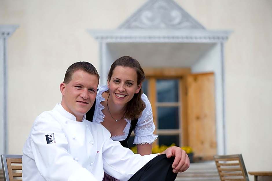 Relais & Châteaux IN LAIN Hotel Cadonau