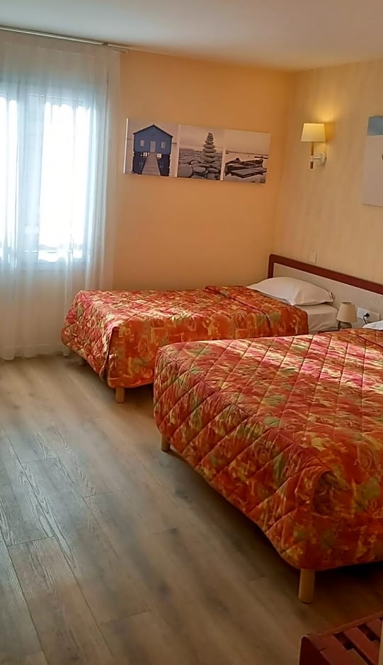 Hôtel SABLES D'O et son restaurant LE 16 BIS