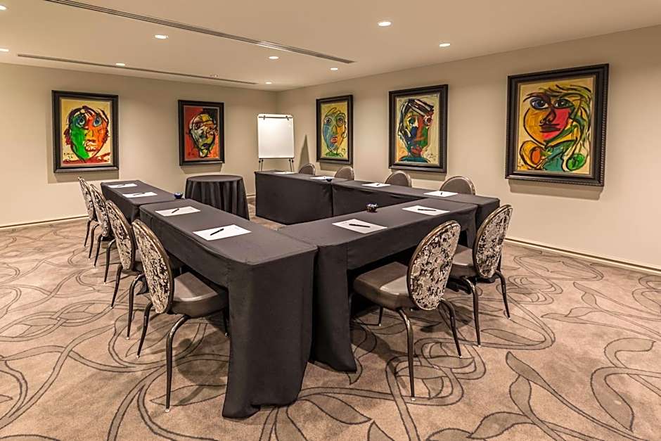 Grand Bohemian Mountain Brook, Autograph Collection