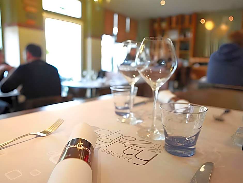 RAVeL Hotel Cyrano