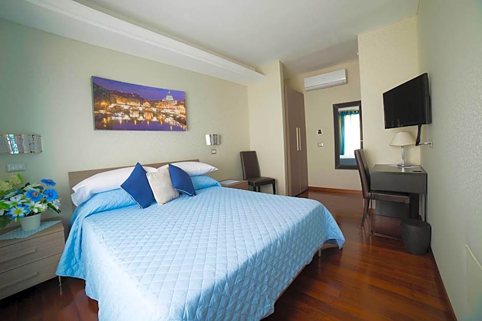 Di Fronte alla Cupola