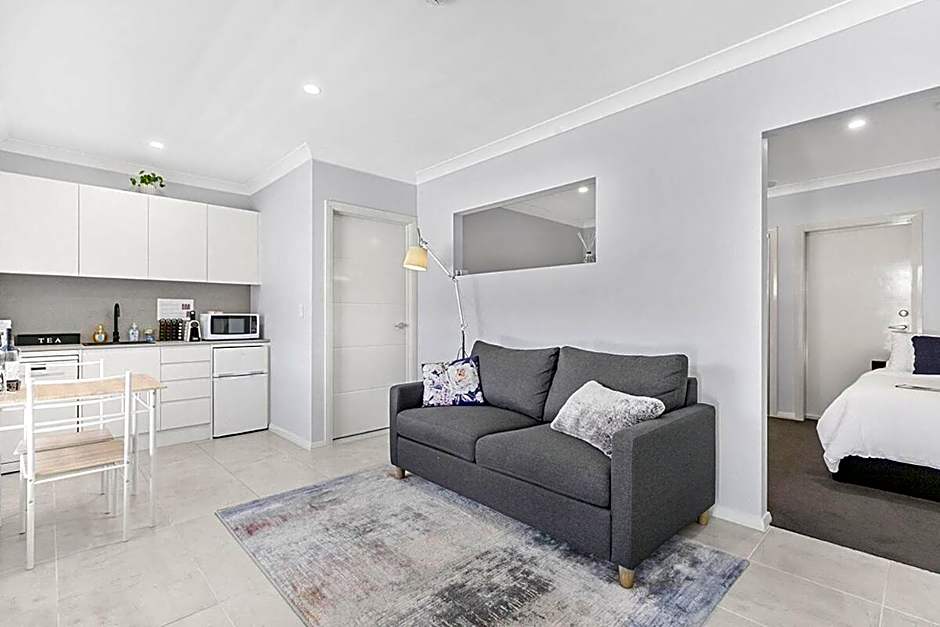 Mala Retreat, Shiraz Suite 5 Star Immaculate and Comfortable