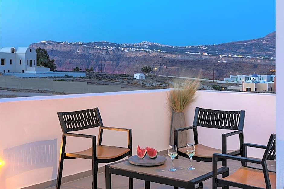 Alafropetra Luxury Suites