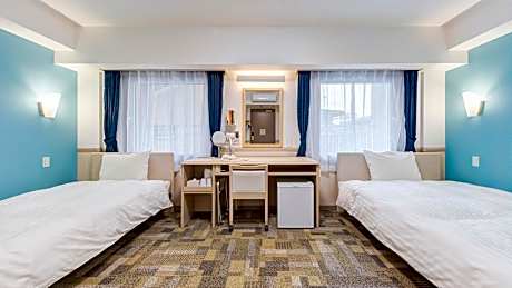 Accessible Twin Room - Non-Smoking