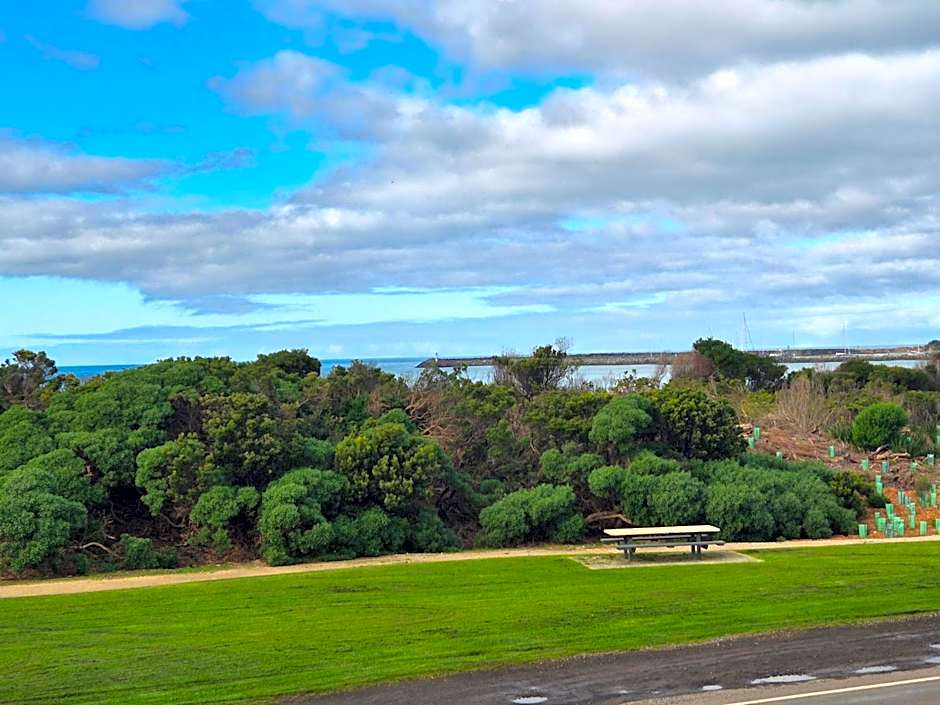 Apollo Bay Waterfront Motor Inn