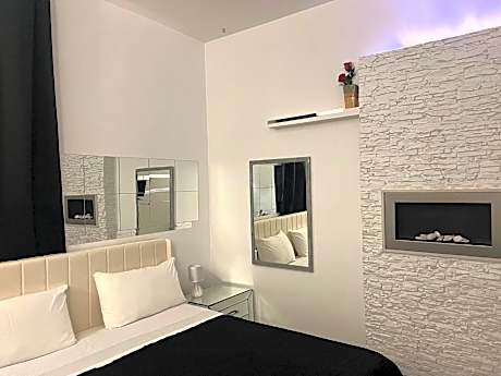 Deluxe Double Room with Sea View