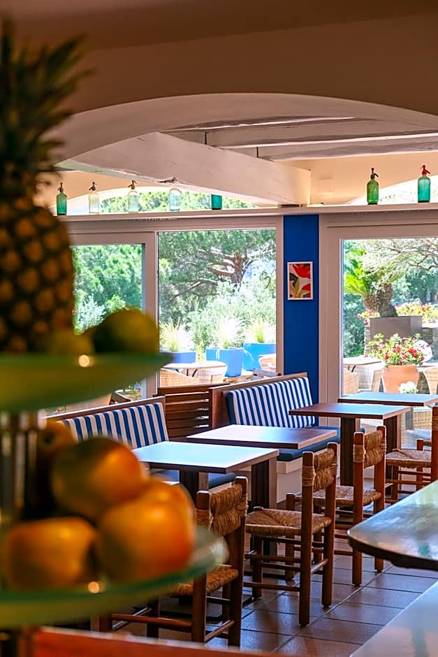 Hotel Blaumar Cadaqués by Fimedhotels