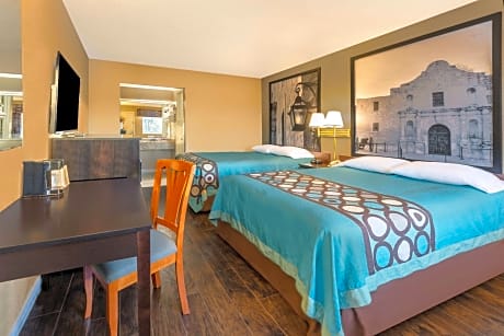 Deluxe Queen Room with Two Queen Beds - Smoking