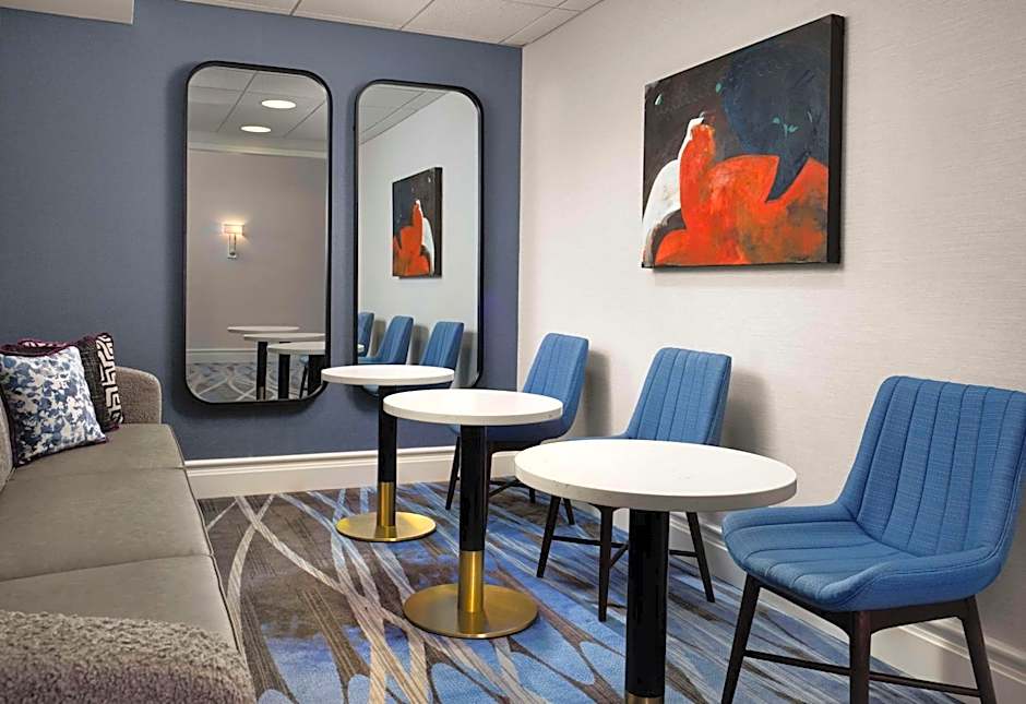 Hilton New Orleans Airport