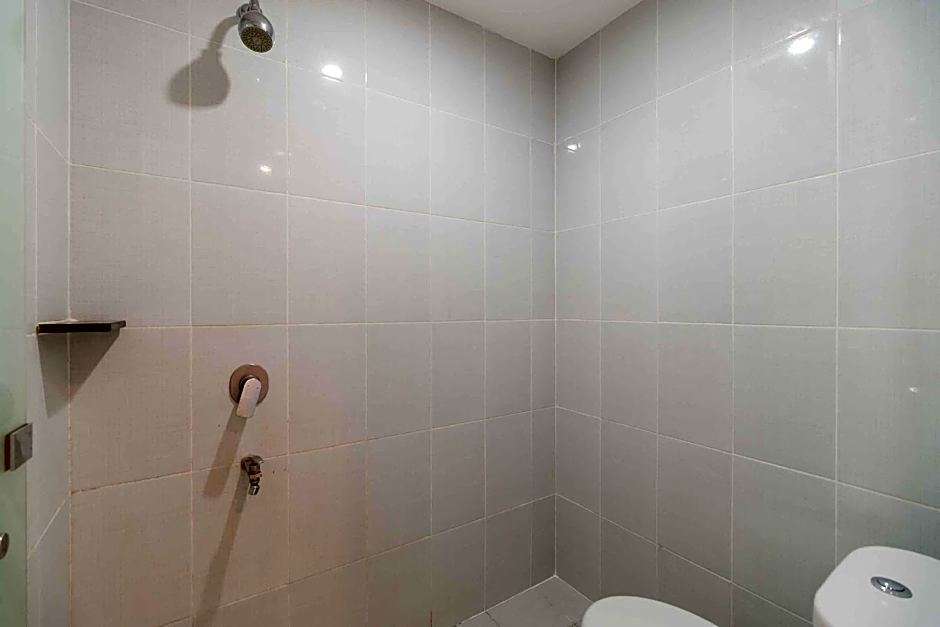 RedDoorz near Puskesmas Sei Jang Tanjung Pinang