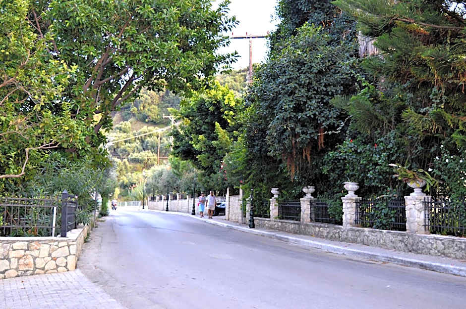 Paradise Beach Hotel