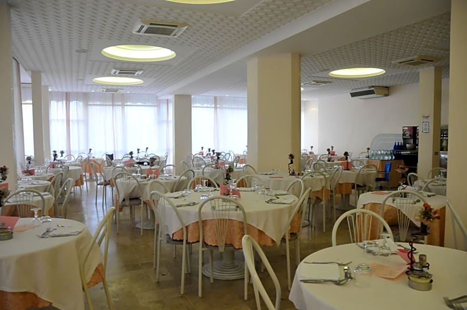 Hotel Embassy