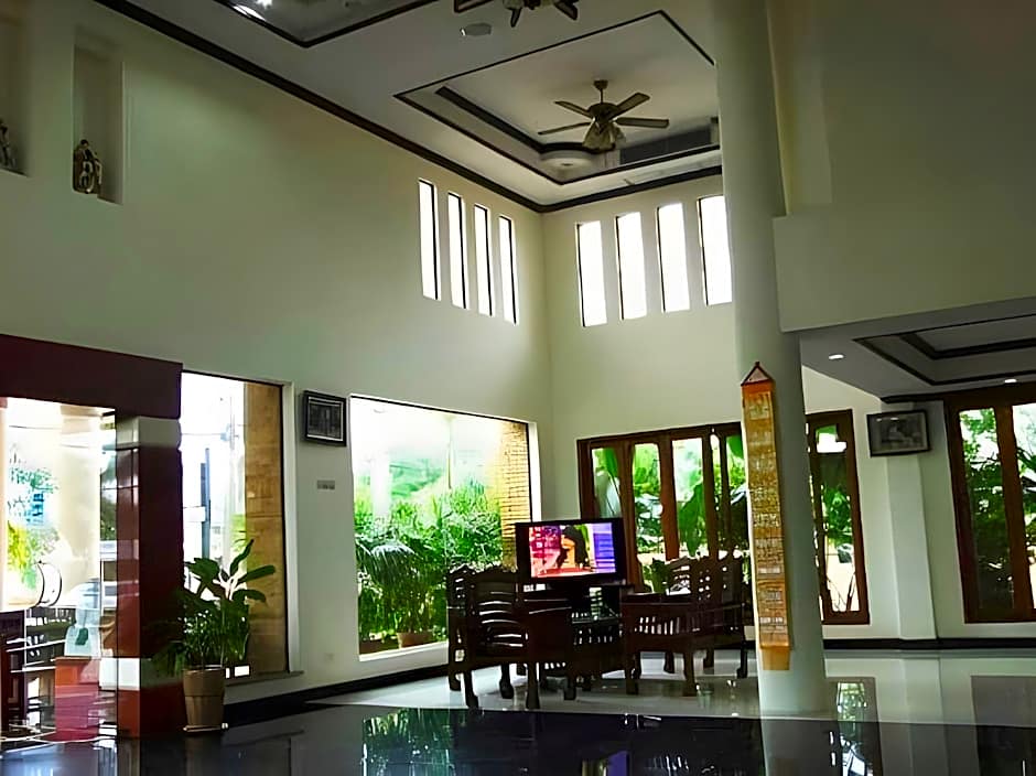 Ariya Inn
