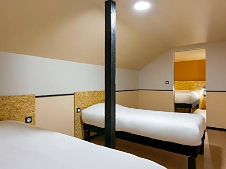 Standard Room with One Double Bed and Two Single Beds